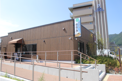 鮨・季節料理ささき